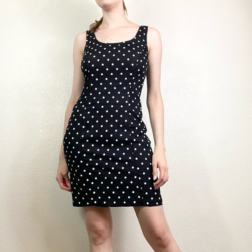Vintage Black & White Polka Dot Sleeveless Mini Dress